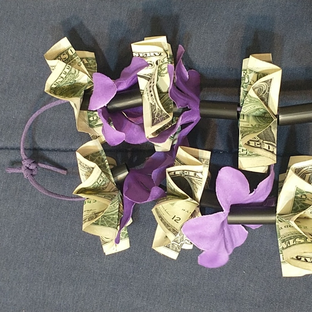 Graduation money lei - Picture 3 of 3